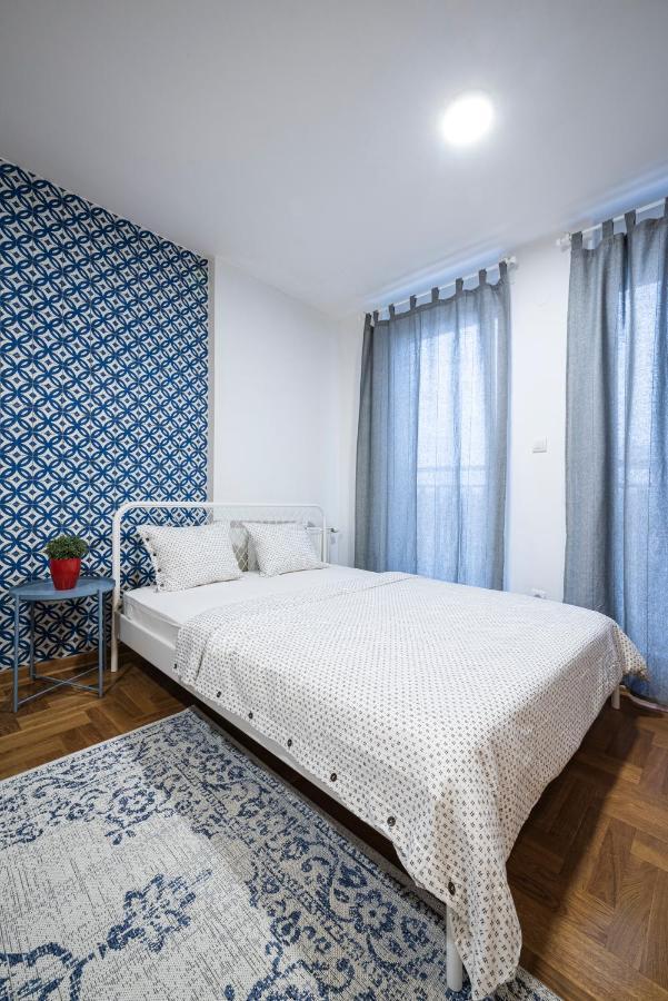 !Promo! Сentral Safe N Sound Studio-Free Private Parking-Fast Wi-Fi Novi Sad Bagian luar foto