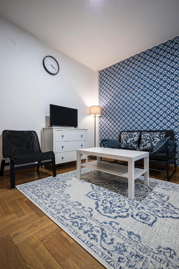 !Promo! Сentral Safe N Sound Studio-Free Private Parking-Fast Wi-Fi Novi Sad Bagian luar foto