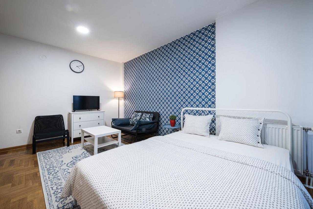 !Promo! Сentral Safe N Sound Studio-Free Private Parking-Fast Wi-Fi Novi Sad Bagian luar foto