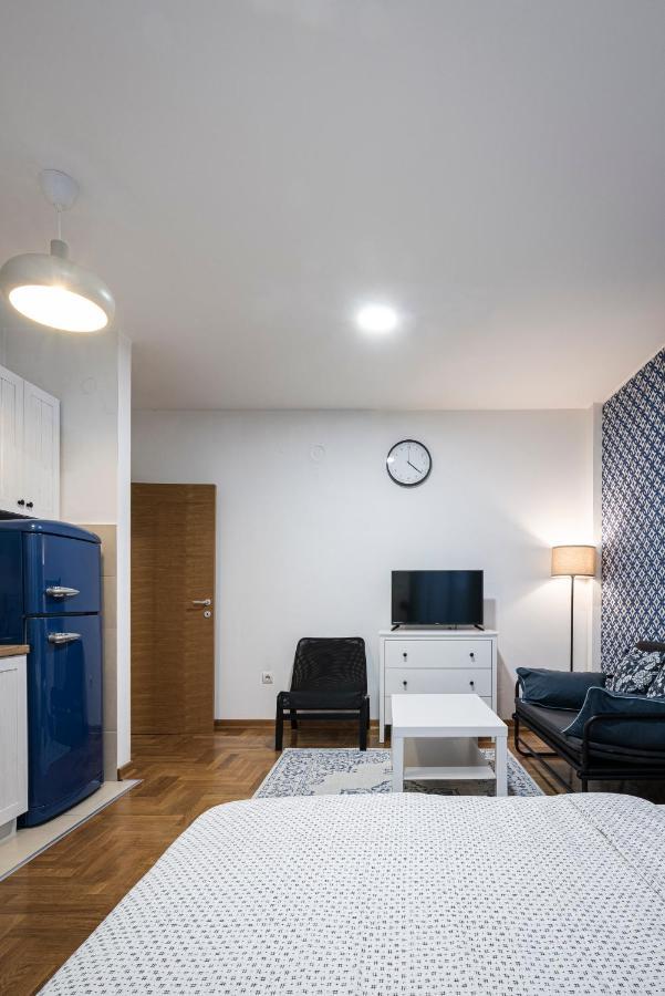 !Promo! Сentral Safe N Sound Studio-Free Private Parking-Fast Wi-Fi Novi Sad Bagian luar foto