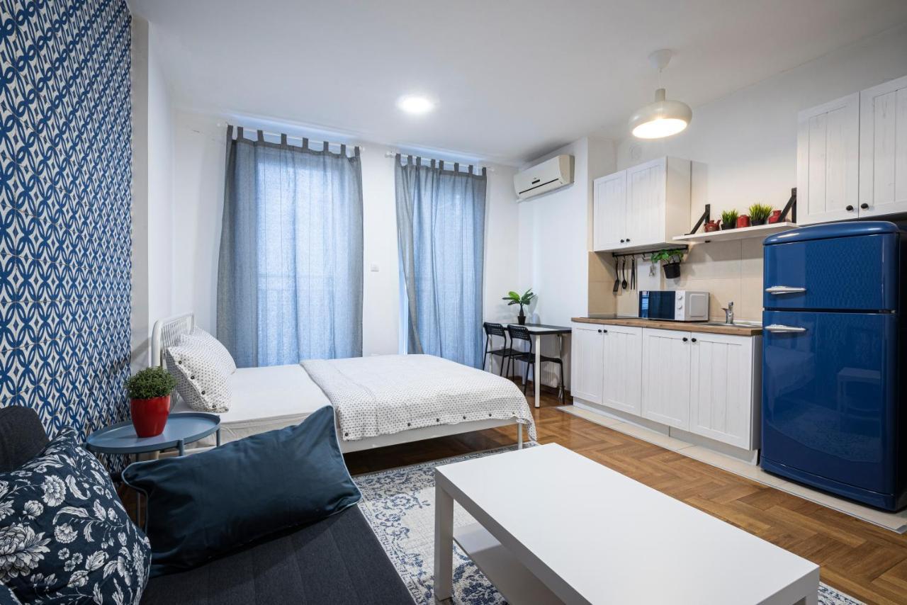 !Promo! Сentral Safe N Sound Studio-Free Private Parking-Fast Wi-Fi Novi Sad Bagian luar foto